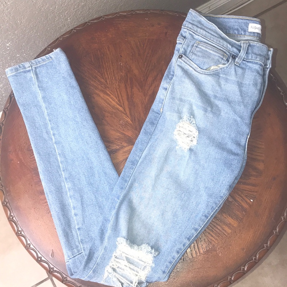 Fashion nova men’s jeans. 32 / 32